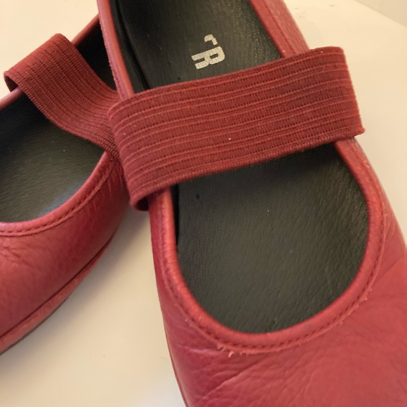 Camper Nina Red Leather Mary Janes Girl’s Size 32 - Picture 3 of 6